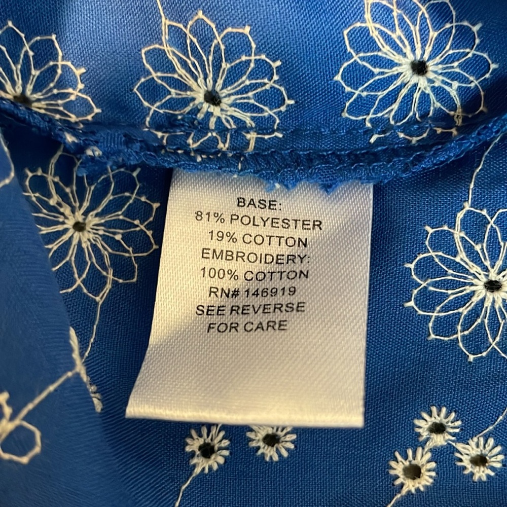 Jaclyn Smith Embroidered & Eyelet Button Up Blouse Blue White‎ 2X - Picture 8 of 10